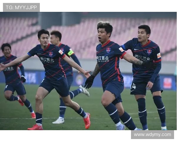 重庆羽毛球队心理素质引发热议球员表现与心理状态的深度探讨 重庆羽毛球队心理素质引发热议球员表现与心理状态的深度探讨