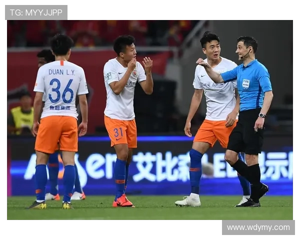 2017年鲁能与上港激战回顾:激情四溢的中超对决与精彩瞬间解析 2017年鲁能与上港激战回顾:激情四溢的中超对决与精彩瞬间解析