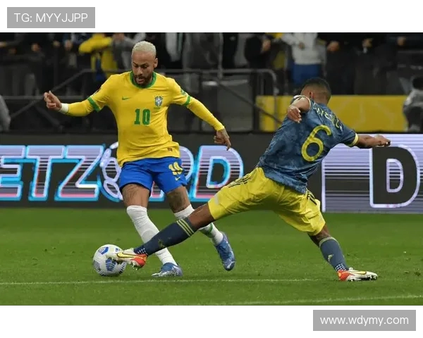 南美足球巨星与亚洲足球明星的巅峰对决与精彩瞬间解析 南美足球巨星与亚洲足球明星的巅峰对决与精彩瞬间解析